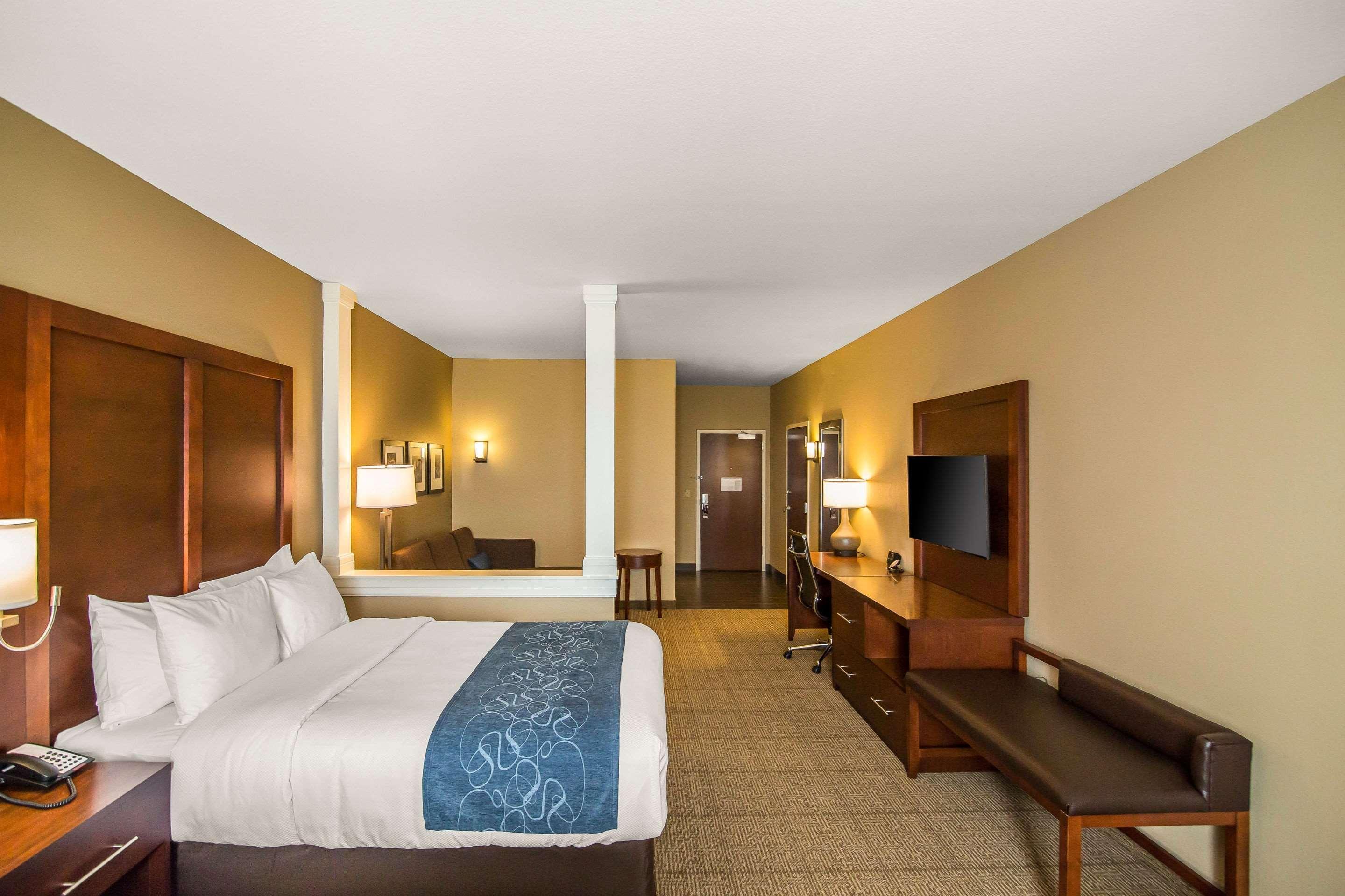 Comfort Suites - Dodge City Eksteriør bilde