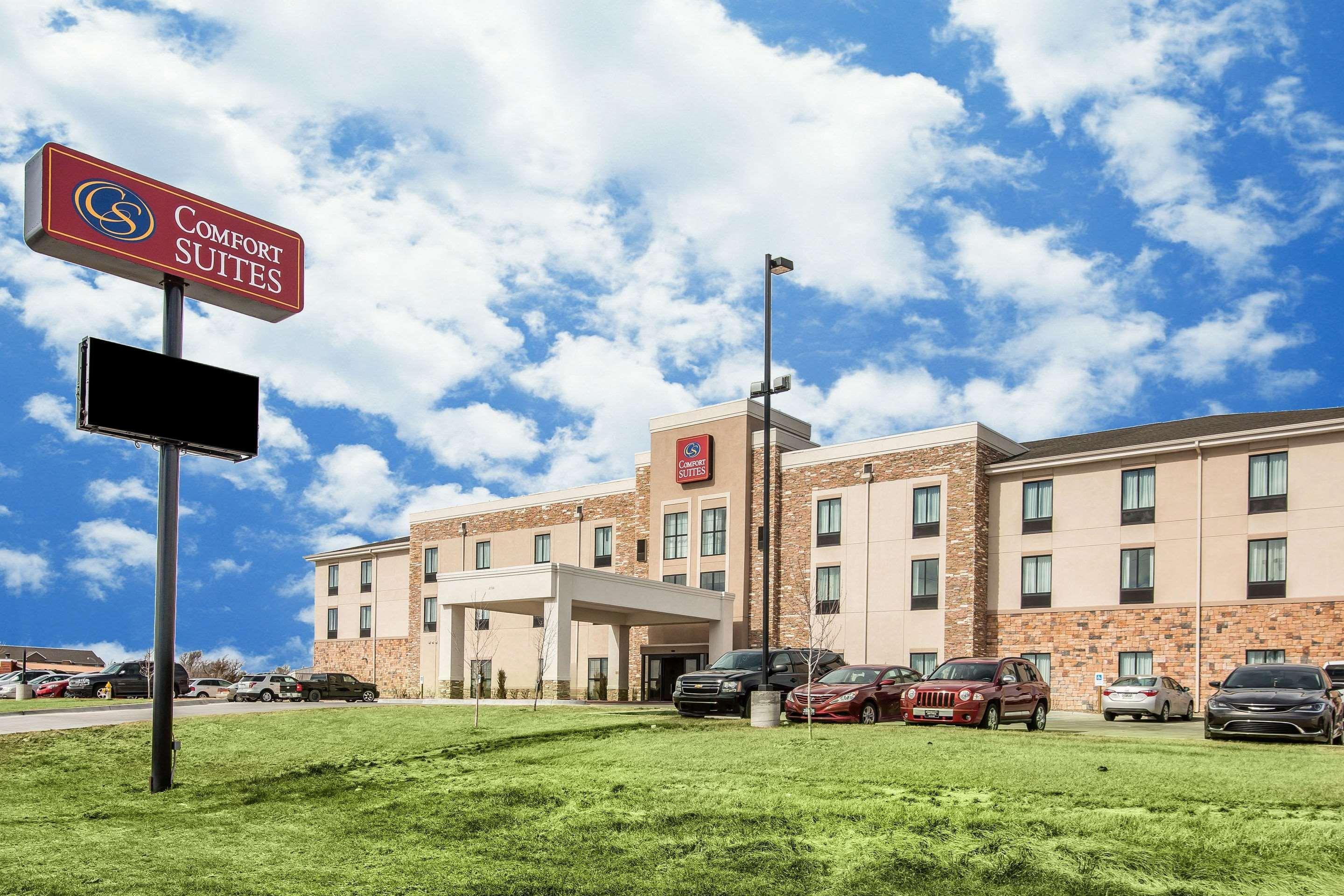 Comfort Suites - Dodge City Eksteriør bilde