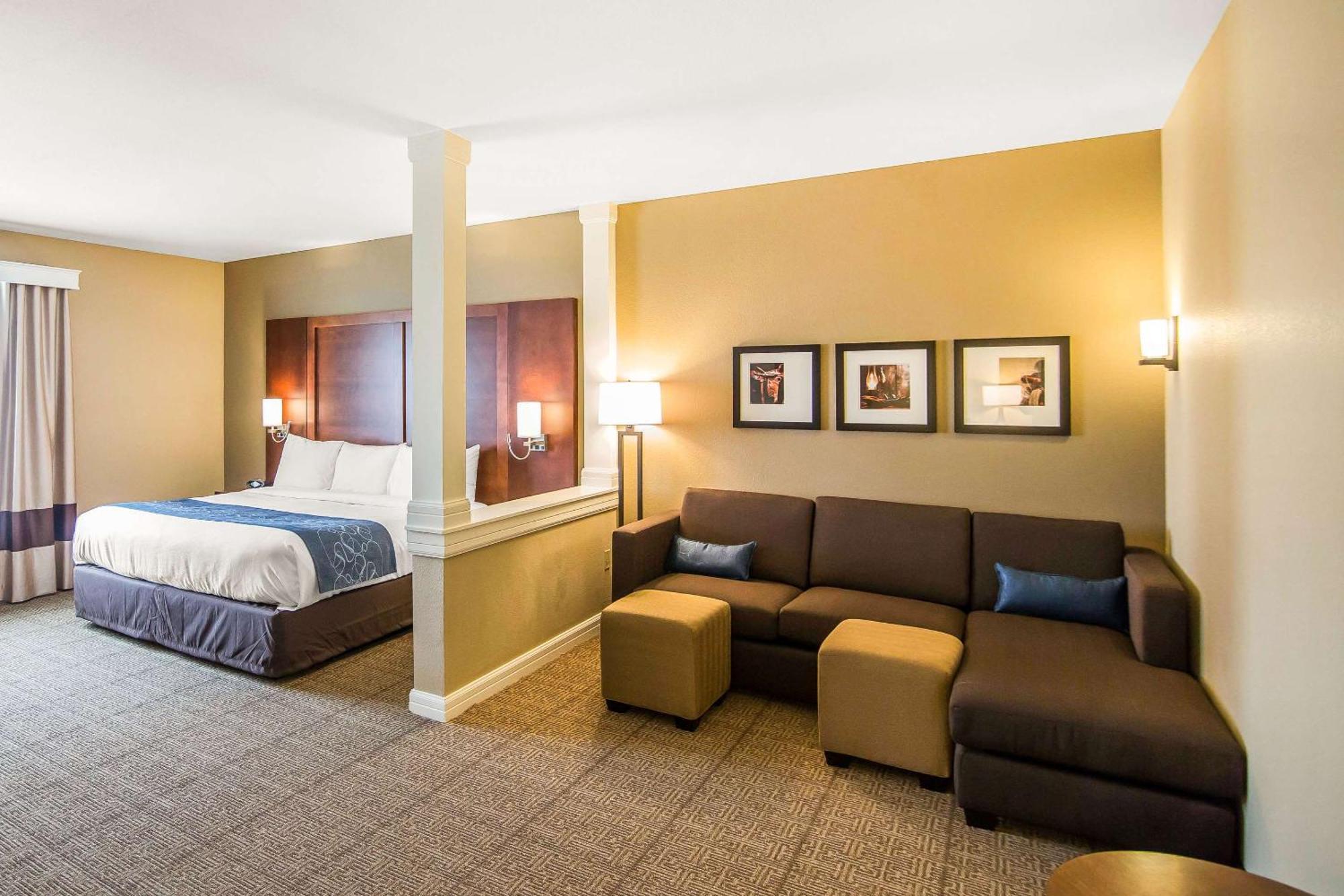 Comfort Suites - Dodge City Eksteriør bilde