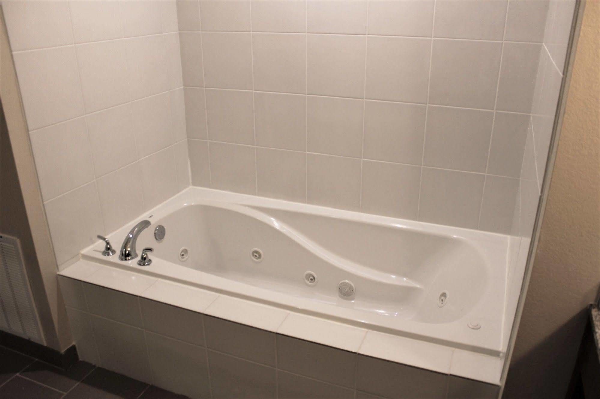 Comfort Suites - Dodge City Eksteriør bilde